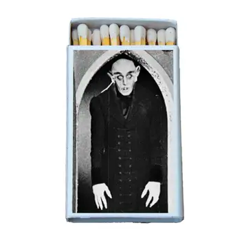 [24911MT] Matches - Classic Horror Movie Still